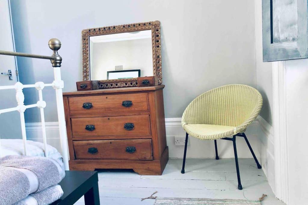 Seaside Escape - Gorgeous 2 Bed Apartment In St-Leonards-On-Sea Newport Beach Exterior foto